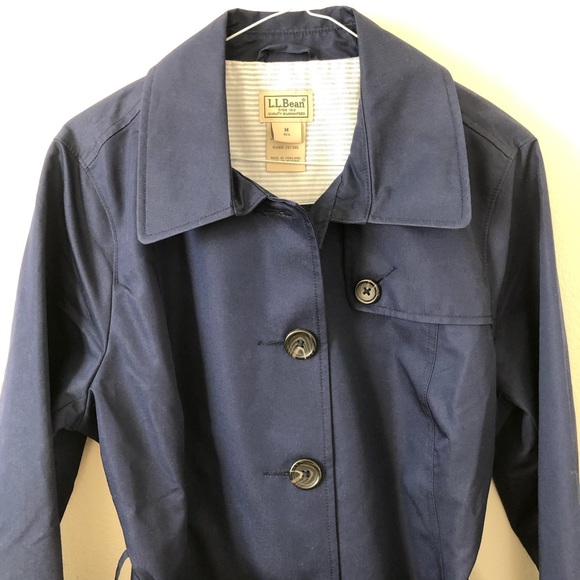 L.L Bean Navy Old Port Trench Coat. Size Medium - Picture 6 of 10